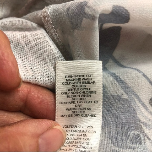 Chico’s Women’s Top Tunic Pleated High Low Floral Sheer Watercolor - Picture 9 of 9